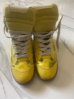 MAISON MARGIELA Line 22 High Top Sneakers